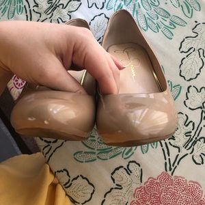 Nude Jessica Simpson heels